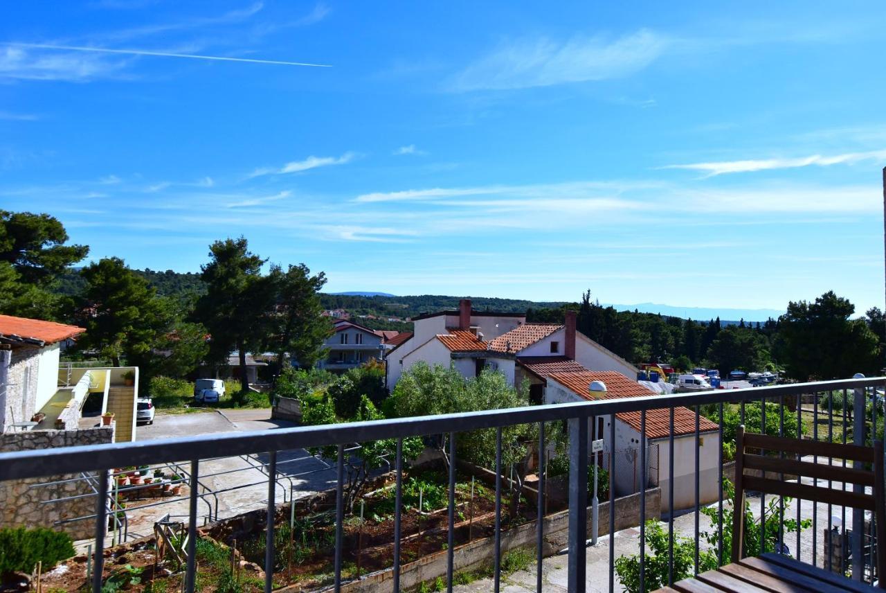 Ferienwohnung Olive Tree Stari Grad  Exterior foto