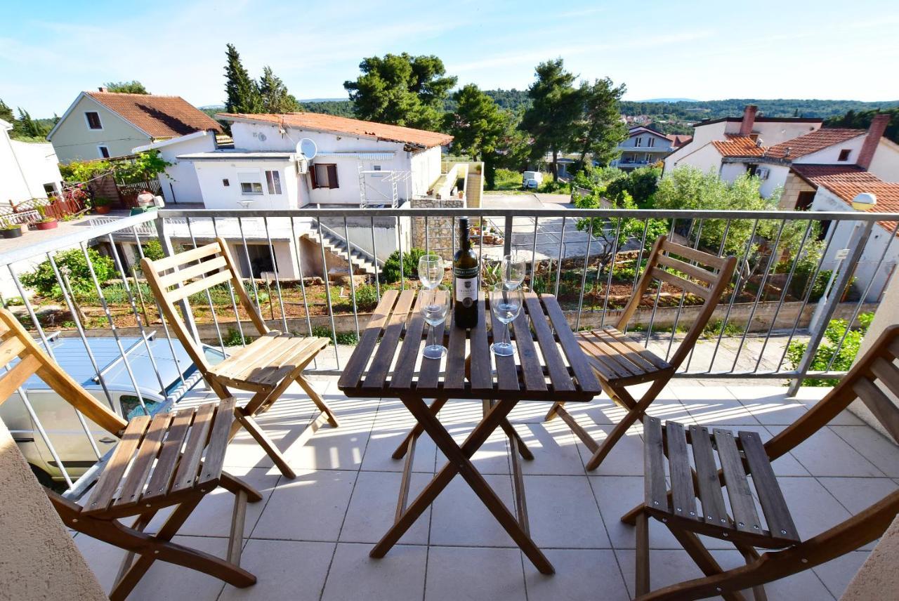 Ferienwohnung Olive Tree Stari Grad  Exterior foto