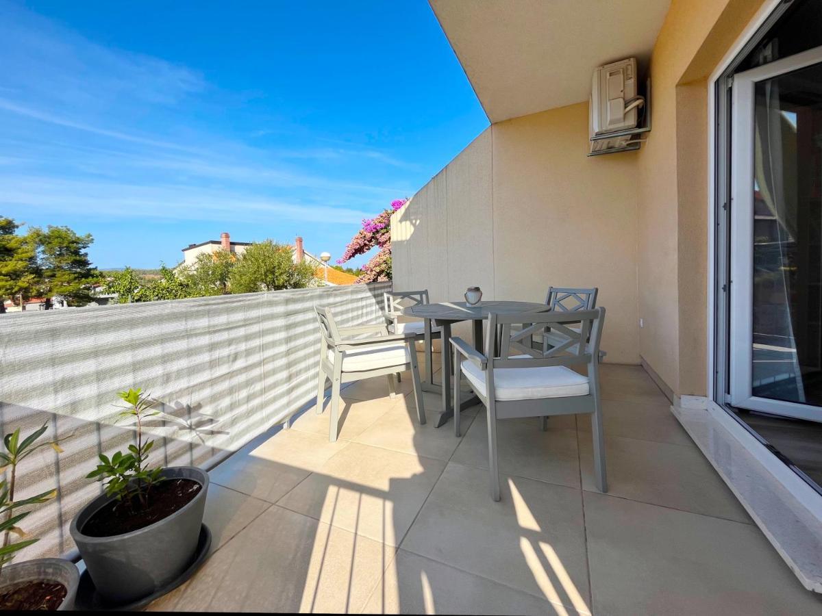 Ferienwohnung Olive Tree Stari Grad  Exterior foto